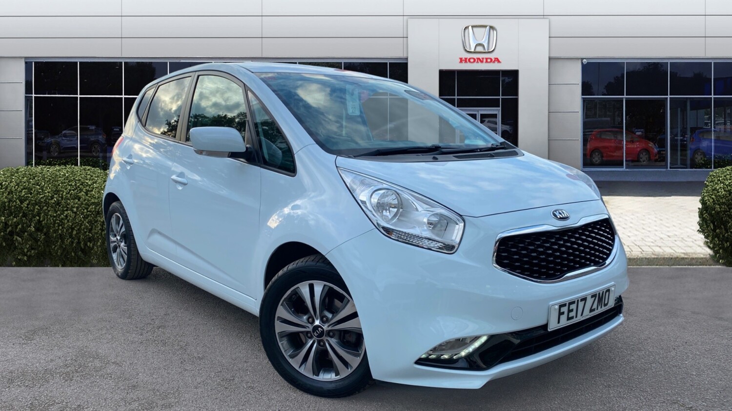 Used Kia Venga 1.6 ISG 3 5dr Petrol Hatchback for Sale Vertu Motors